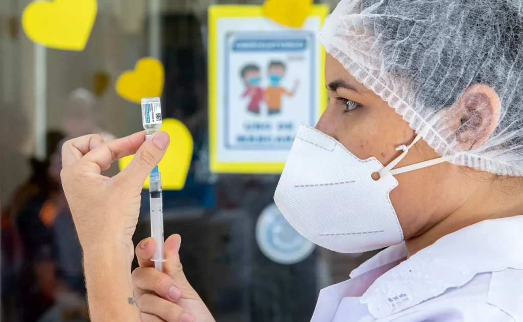 Salud Pública pide aplicar medidas de higiene y vacunarse contra el covid